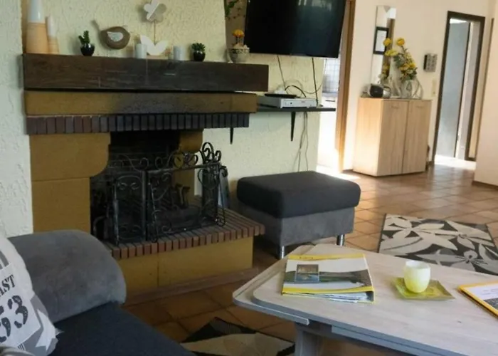 Haus Im Wiesengrund Eg 塔尔方